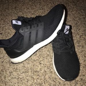 Like new Adidas Ultraboost Shoes